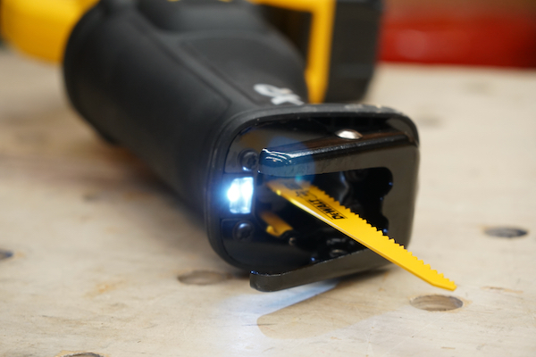 DEWALT 20 Volt XR Reciprocating Saw With Power Detect